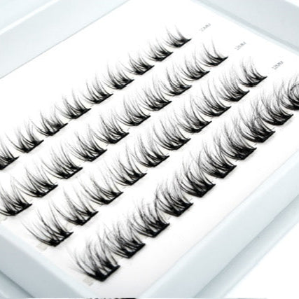 Press-On Lashes: Slow Sundays